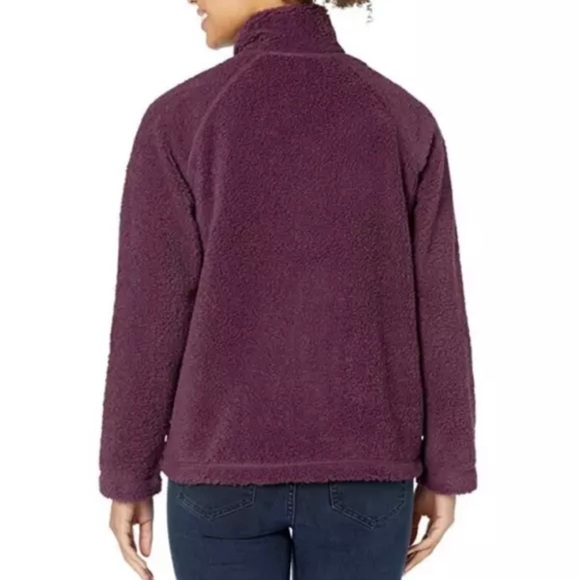 Women's North Face cozy Fleece Jacket in Blackberry Wine - Picture 3 of 5